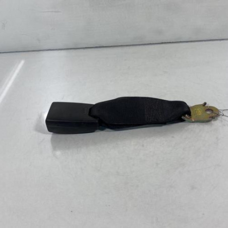 Attache ceinture arriere droit TOYOTA COROLLA 10