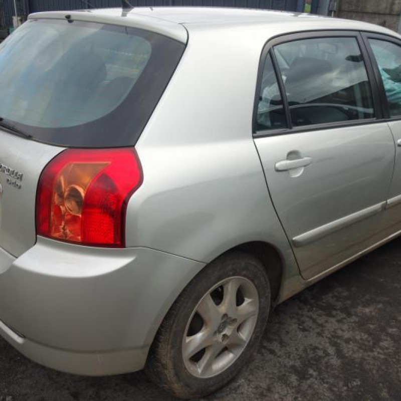 Amortisseur avant droit TOYOTA COROLLA 10 Photo n°3