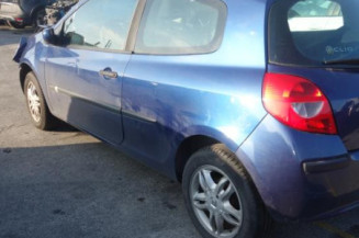 Trappe d'essence RENAULT CLIO 3