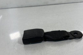 Attache ceinture arriere droit FORD C-MAX 1