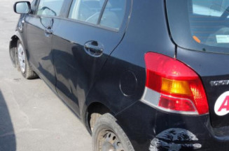 Ceinture arriere gauche TOYOTA YARIS 2