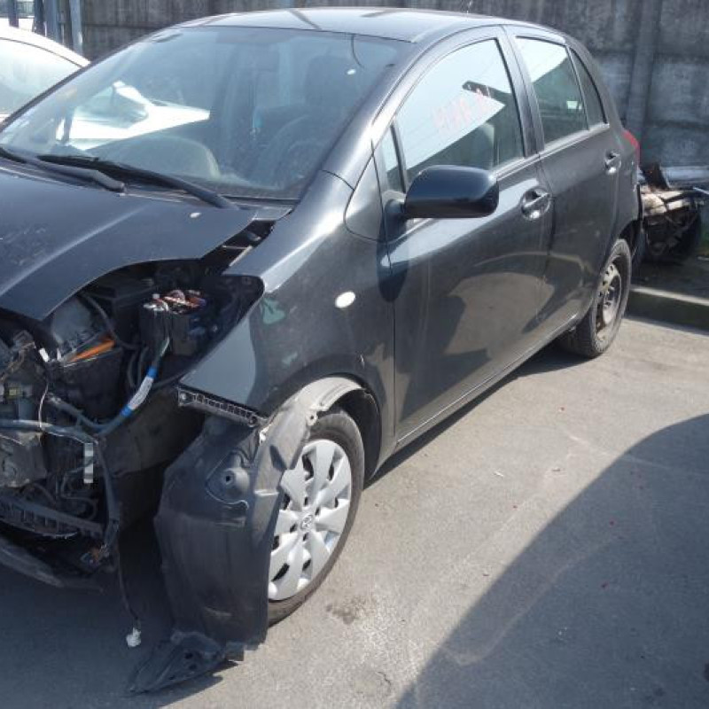Ceinture arriere gauche TOYOTA YARIS 2 Photo n°8