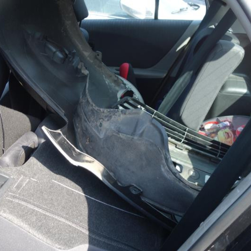 Ceinture arriere gauche TOYOTA YARIS 2 Photo n°10