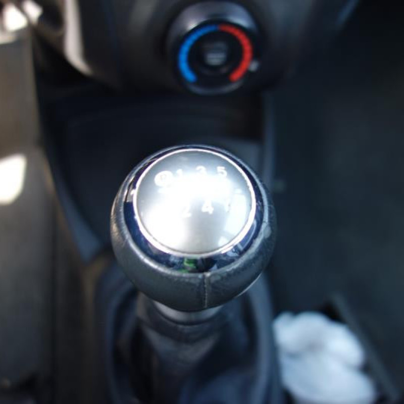 Ceinture arriere gauche TOYOTA YARIS 2 Photo n°12