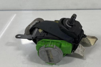 Pretensionneur de ceinture avant gauche TOYOTA YARIS 2