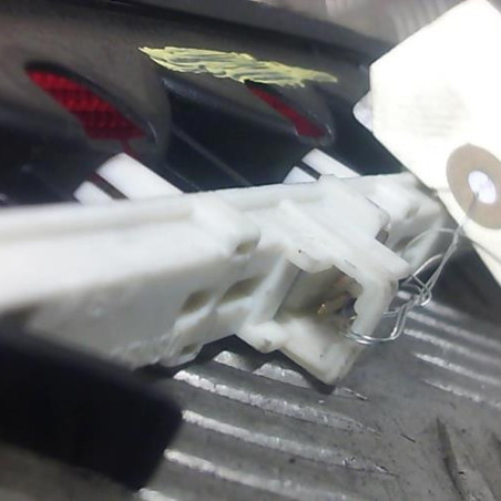 Feu arriere stop central SUZUKI SWIFT 3
