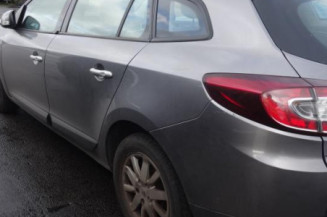 Verin de coffre RENAULT MEGANE 3
