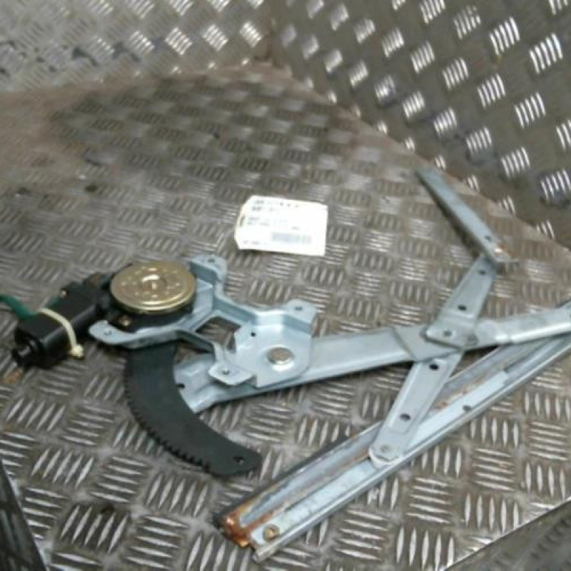 Leve vitre electrique avant droit DAEWOO MATIZ 1 Photo n°1