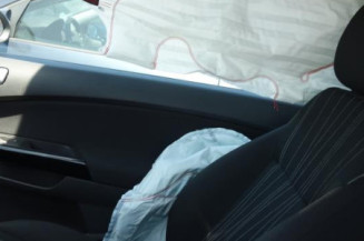 Bras essuie glace avant gauche OPEL CORSA D