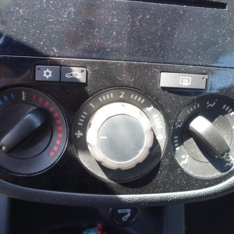 Bras essuie glace avant gauche OPEL CORSA D Photo n°9
