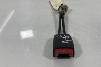 Attache ceinture arriere gauche VOLKSWAGEN NEW BEETLE 1 Photo n°1