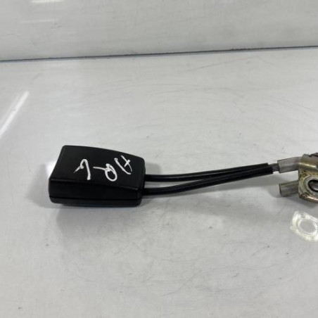 Attache ceinture arriere gauche VOLKSWAGEN NEW BEETLE 1