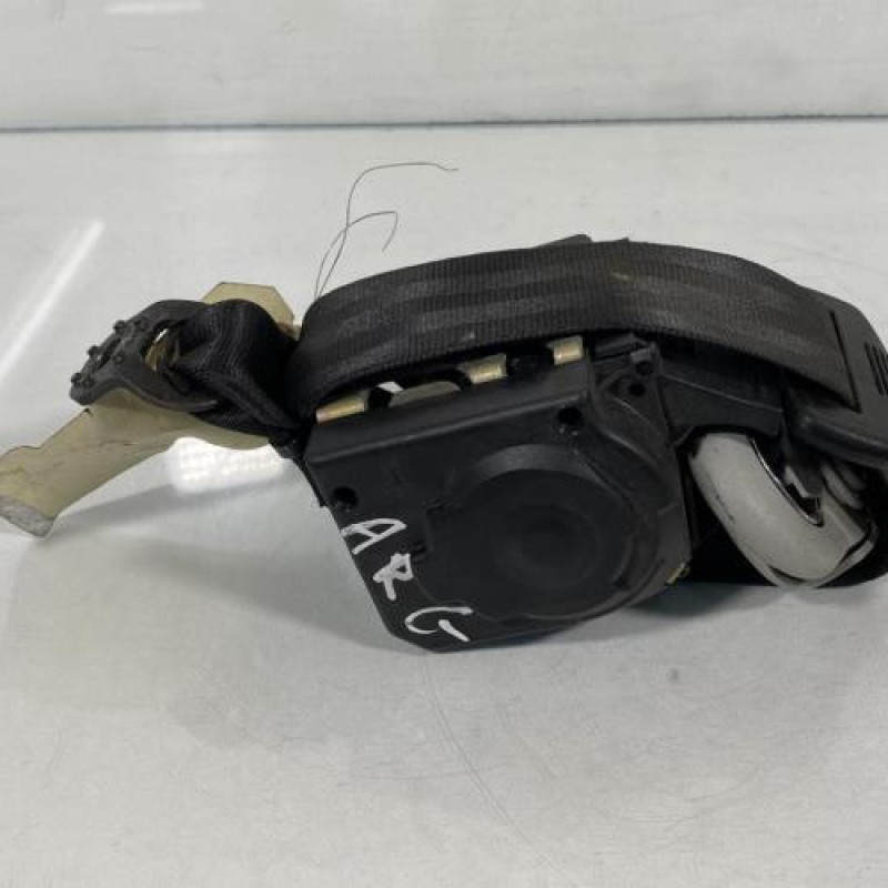 Ceinture arriere gauche VOLKSWAGEN NEW BEETLE 1 Photo n°1