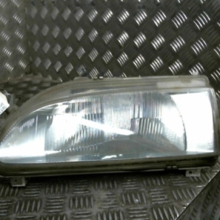 Optique avant principal gauche (feux)(phare) RENAULT R19