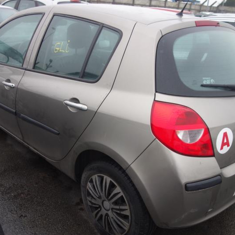 Air bag conducteur RENAULT CLIO 3 Photo n°4