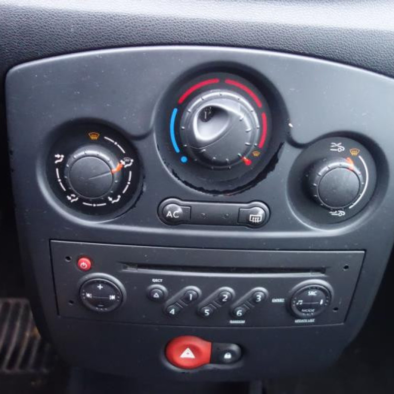 Air bag conducteur RENAULT CLIO 3 Photo n°6