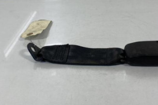 Attache ceinture arriere gauche PEUGEOT 406