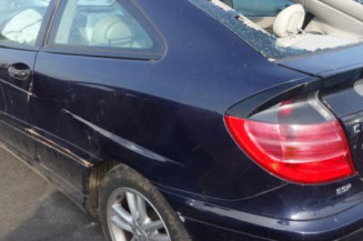 Etrier avant gauche (freinage) MERCEDES CLASSE C 203 COUPE SPORT