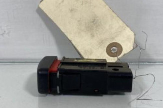 Bouton de warning MAZDA 323 5