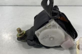 Ceinture arriere droit MAZDA 323 5 Photo n°1