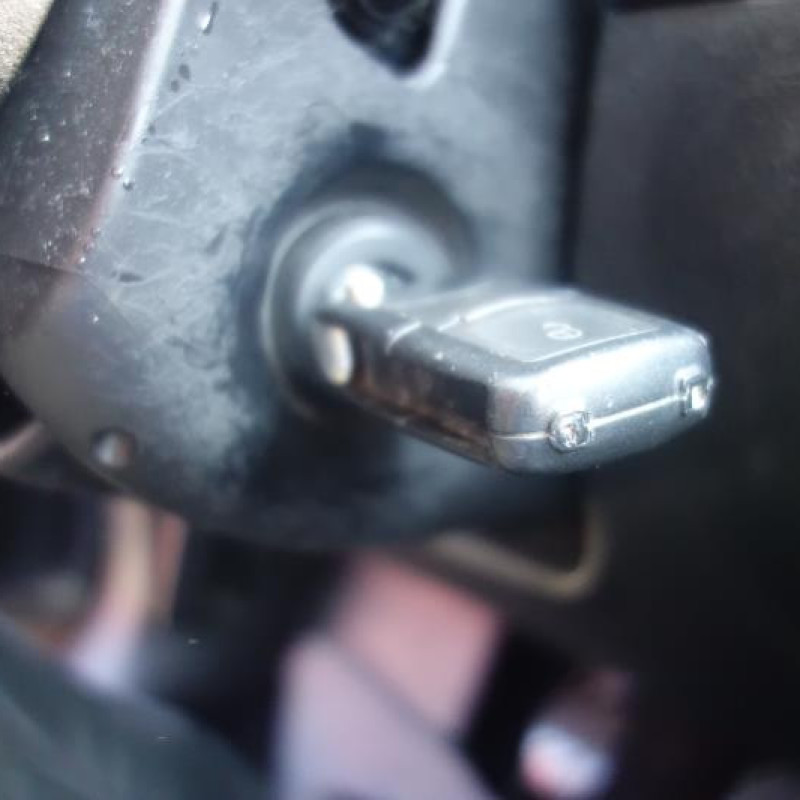 Ceinture arriere gauche VOLKSWAGEN GOLF 4 Photo n°10
