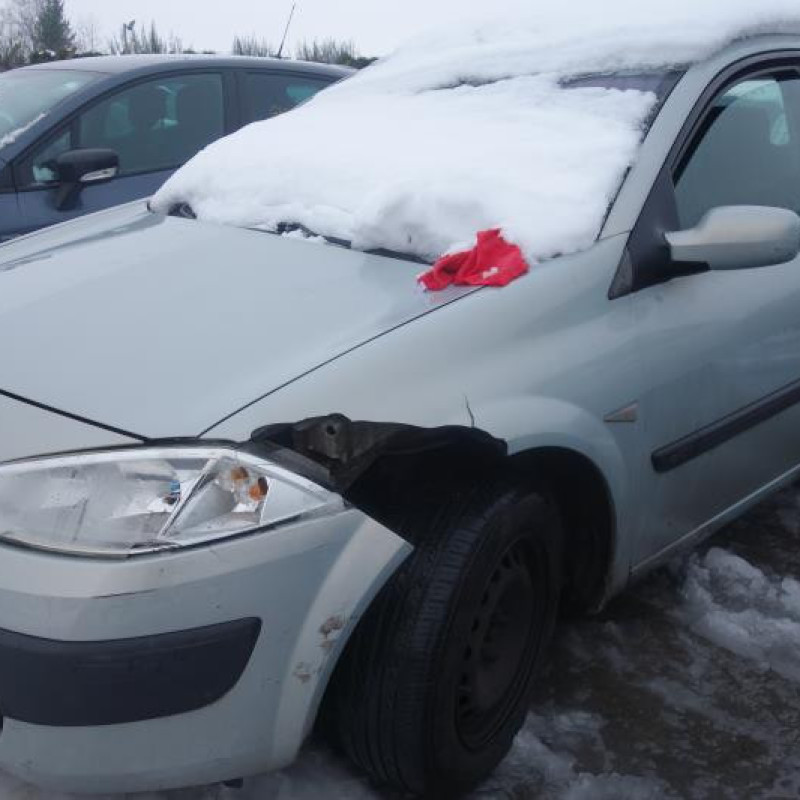 Pretensionneur de ceinture avant droit RENAULT MEGANE 2 Photo n°4