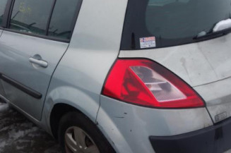 Pretensionneur de ceinture avant droit RENAULT MEGANE 2