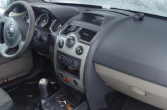 Pretensionneur de ceinture avant droit RENAULT MEGANE 2