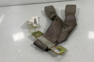 Attache ceinture arriere droit MAZDA DEMIO