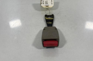 Attache ceinture avant droit MAZDA DEMIO Photo n°1