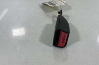 Attache ceinture avant droit MAZDA 323 5 Photo n°1