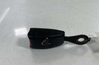 Attache ceinture avant droit MAZDA 323 5