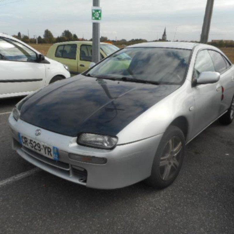 Ceinture arriere gauche MAZDA 323 5 Photo n°4