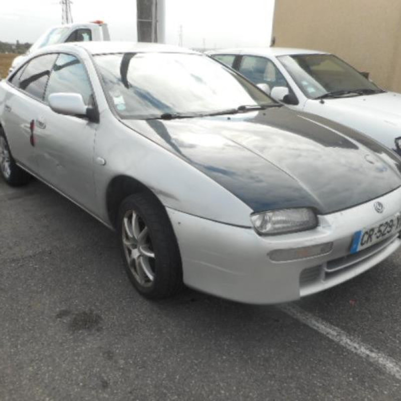 Ceinture arriere gauche MAZDA 323 5 Photo n°5