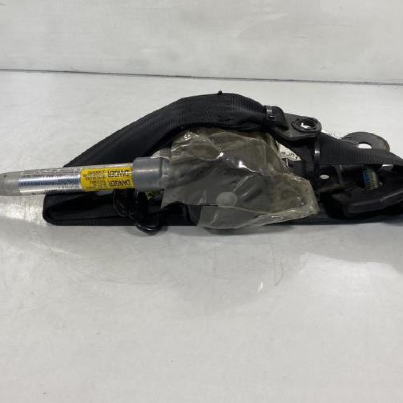 Pretensionneur de ceinture avant droit MAZDA 323 5 Photo n°3