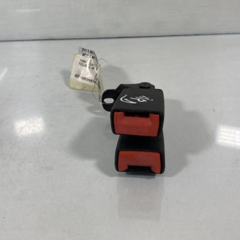 Attache ceinture arriere gauche FORD FOCUS 1 Photo n°1