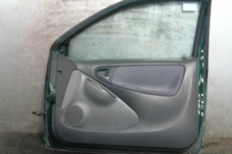Porte avant droit TOYOTA YARIS 1