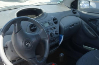 Ceinture arriere gauche TOYOTA YARIS 1