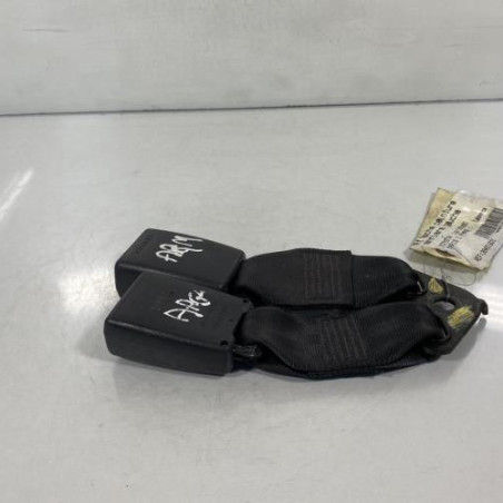 Attache ceinture arriere gauche TOYOTA YARIS 1