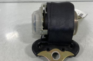 Ceinture arriere gauche TOYOTA YARIS 1
