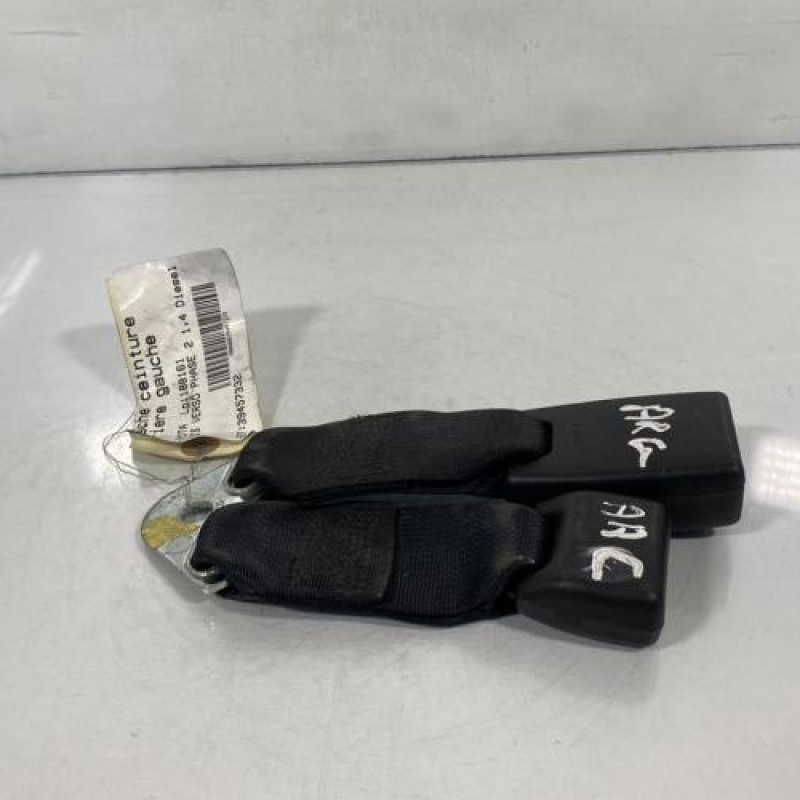 Attache ceinture arriere gauche TOYOTA YARIS 1 Photo n°3