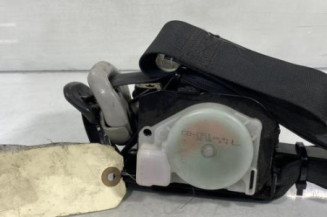 Pretensionneur de ceinture avant droit TOYOTA YARIS 1