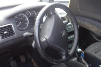 Attache ceinture avant droit PEUGEOT 307