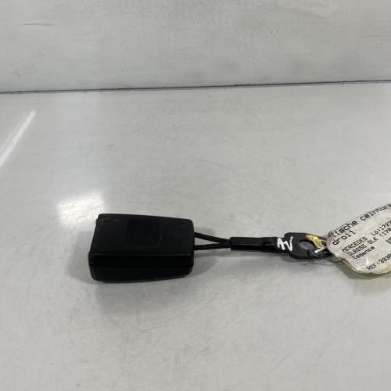 Attache ceinture avant droit MERCEDES CLASSE SLK 170 Photo n°3