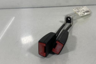 Attache ceinture arriere droit MERCEDES CLASSE C Photo n°1