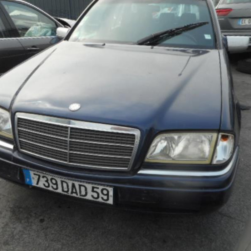 Ceinture arriere gauche MERCEDES CLASSE C Photo n°4