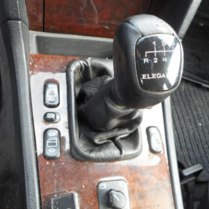 Ceinture arriere gauche MERCEDES CLASSE C Photo n°9