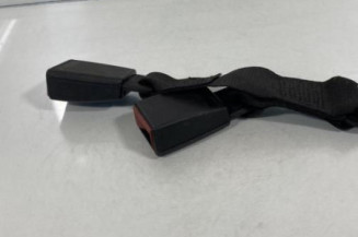 Attache ceinture arriere droit MERCEDES CLASSE C