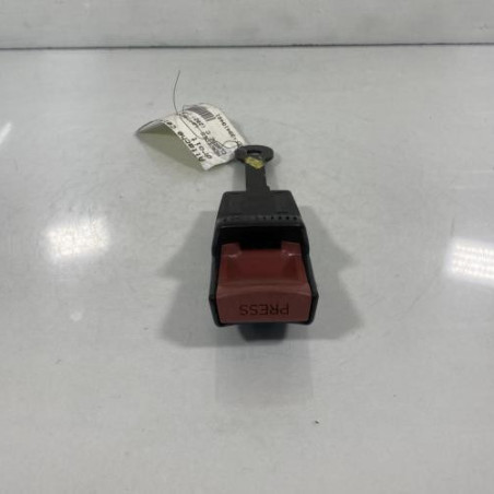 Attache ceinture avant droit MERCEDES CLASSE C Photo n°1