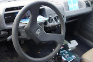 Pompe lave glace avant PEUGEOT 205